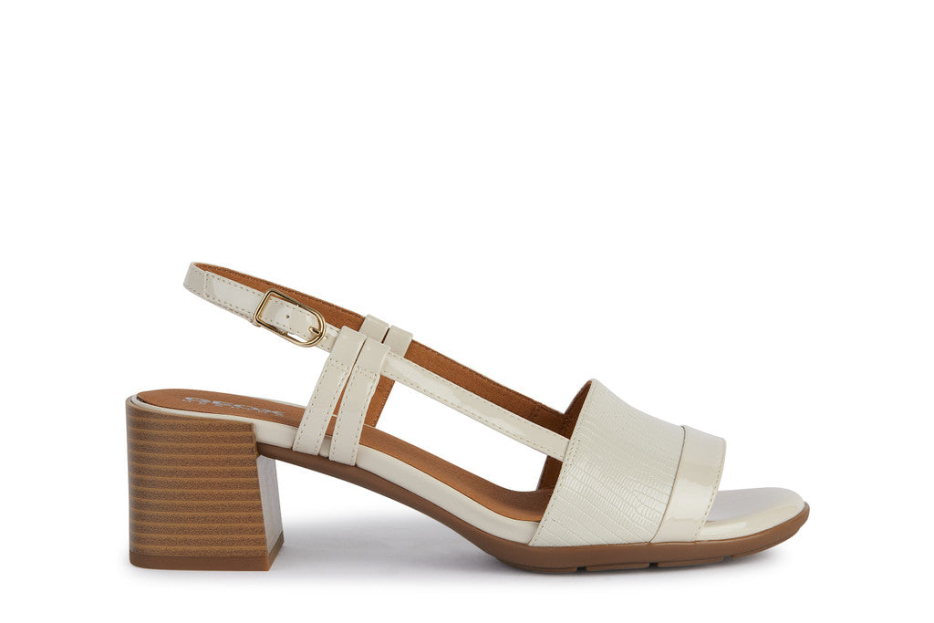 NEW MARYKARMEN WOMAN