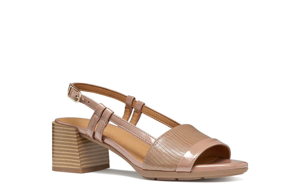 NEW MARYKARMEN WOMAN