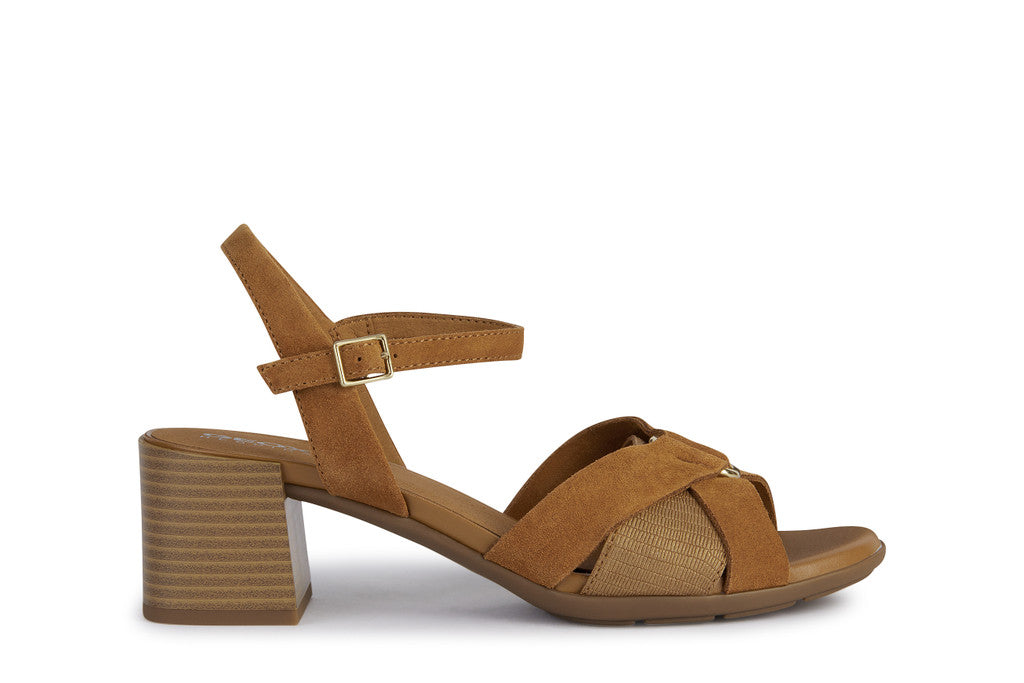 NEW MARYKARMEN WOMAN