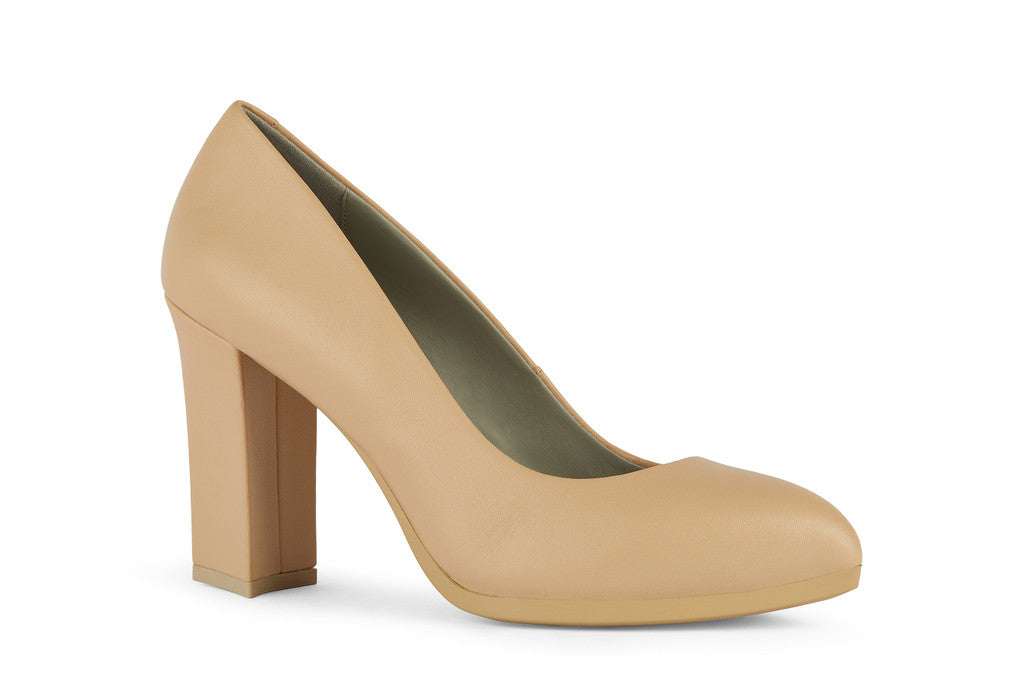 WOMAN WALK PLEASURE 90.1