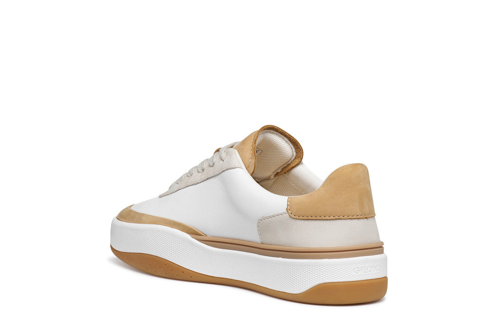 WHITE/CARAMEL