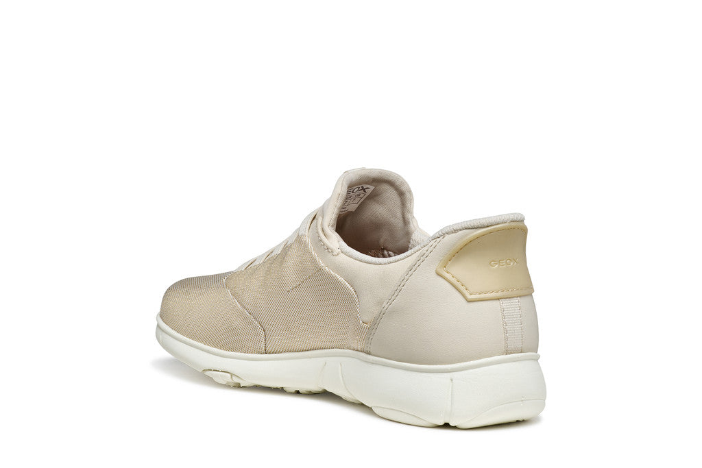 NEBULA 2.0 PLUS WOMAN