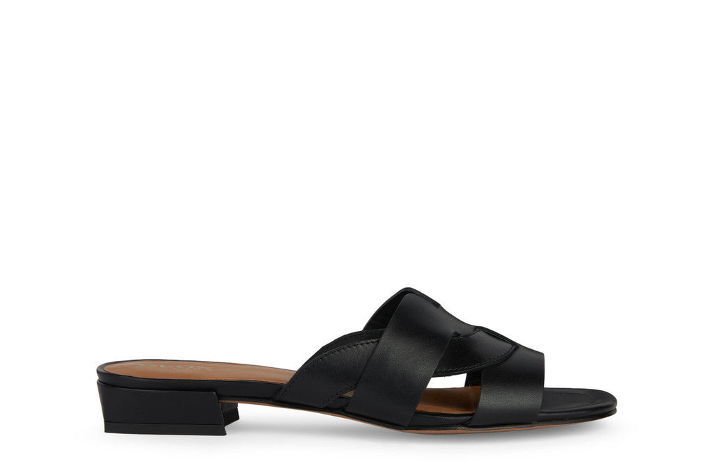 NEW ERAKLIA 15 WOMAN