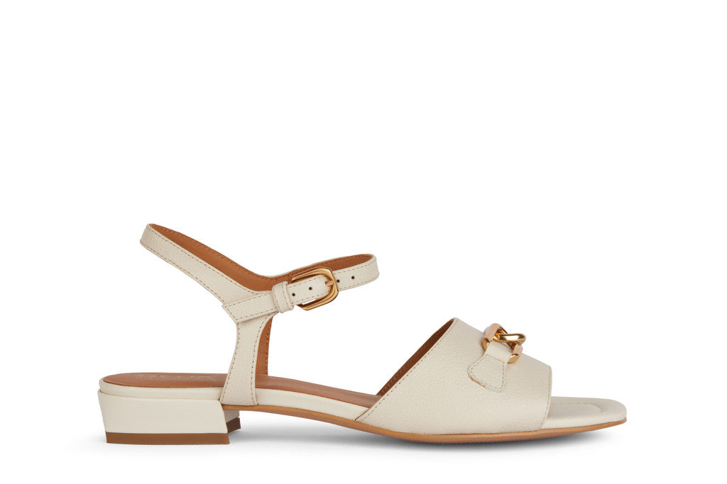 NEW ERAKLIA 15 WOMAN