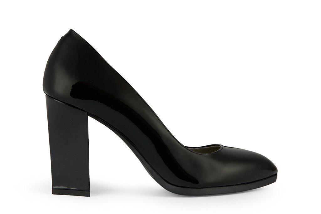 WOMAN WALK PLEASURE 90.1