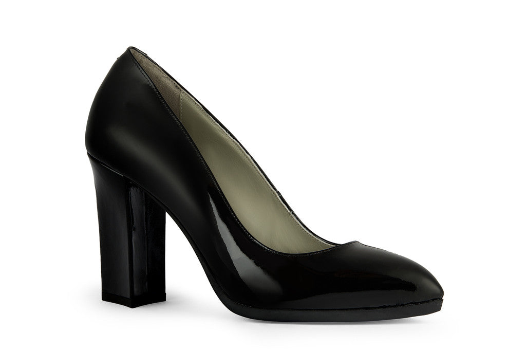 WOMAN WALK PLEASURE 90.1