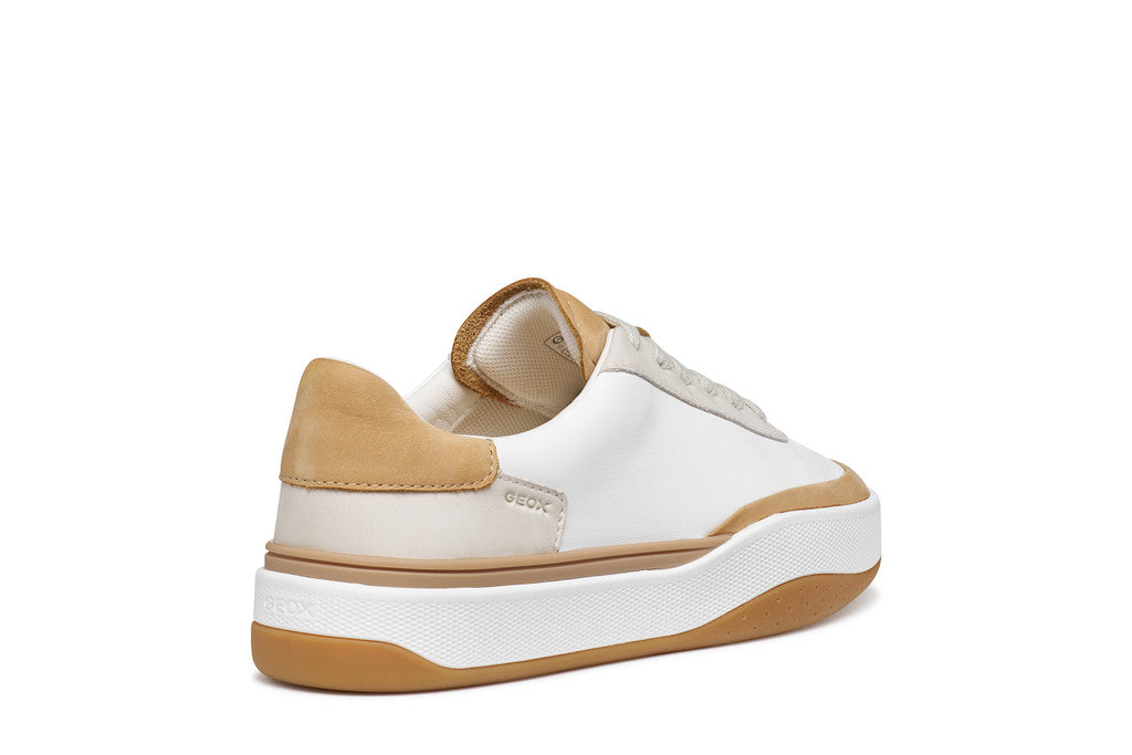 WHITE/CARAMEL